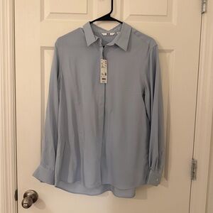 Uniqlo Women’s Sky Blue Dress Shirt